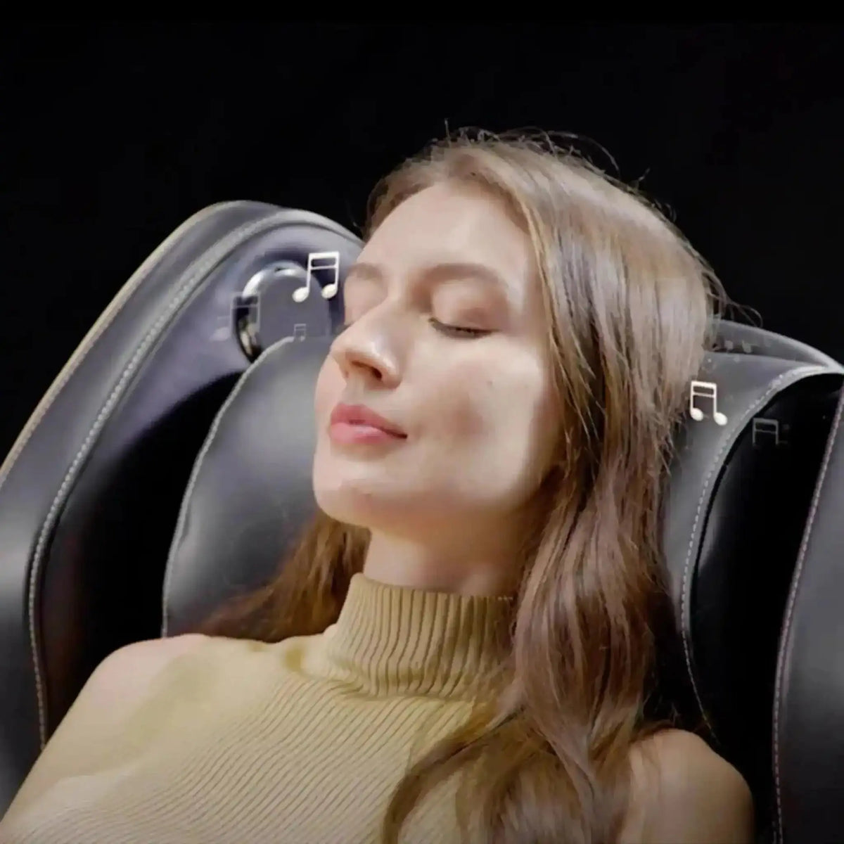 NAIPO Model U ClassicSwing 1900 Massagesessel – Detail der Kopfstütze mit angelehnter Frau