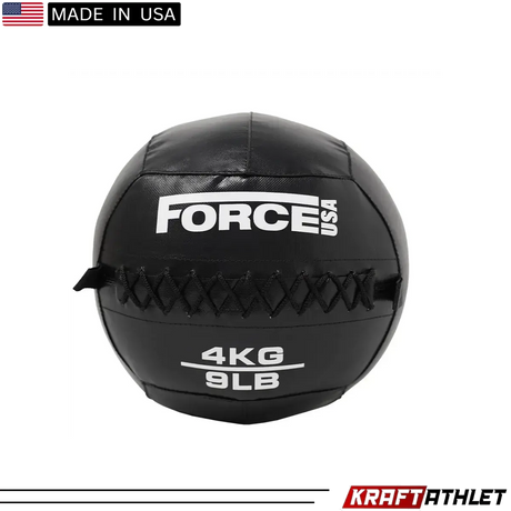 Force USA Elite Wall Ball 4kg – robuster, strukturierter Trainingsball für funktionelles Ganzkörpertraining.​
