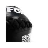Force USA Elite Wall Ball 4kg – robuster, strukturierter Trainingsball für funktionelles Ganzkörpertraining.​
