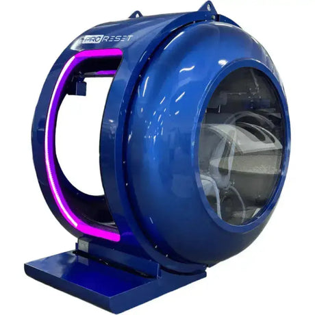 ProReset Anatolia Hyperbarkammer – Rückansicht schräg in Blau mit violetter Lichtleiste