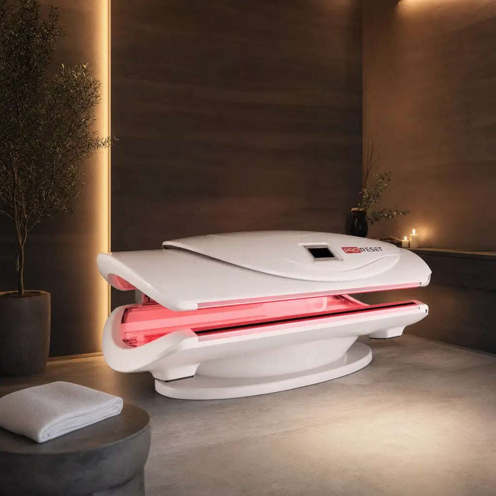 ProReset AuraLight Rotlichtbett in stimmungsvoller Spa-Kabine