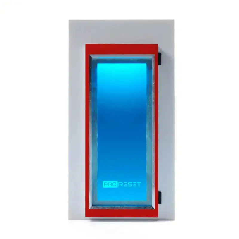ProReset CryoPro e-Chill Elektrische Kryokammer – Frontansicht mit blau beleuchtetem Innenraum und roter Zarge