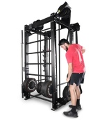 Ropeflex RX2100 Endlosseil-Trainer für Wand und Rack – Stehendes Rudern am unteren Seilausgang, Ansicht von hinten