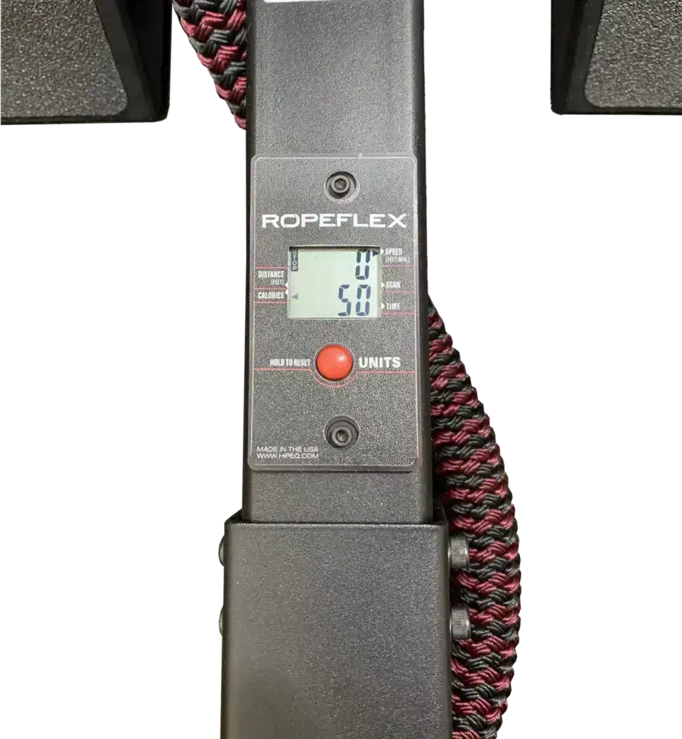 Ropeflex RX2200 Horizontal-Seiltrainer: Detail der Konsole mit Anzeige und Seil