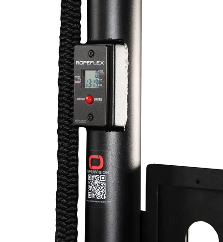 Ropeflex RX2500 Vertikal-Seiltrainer, Detail der Säule mit Display und Seil