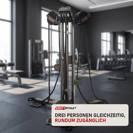 Ropeflex RX2500T Dreifach-Seilstation in einem fertig eingerichteten Studio mit dunklen Wänden und Gummiboden
