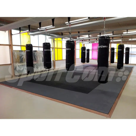 SportCom MMA-Tatami Glattfinish 1 × 1 m, 5 cm, glatte Unterseite, dunkle Fläche unter Boxsäcken, Holzrahmen