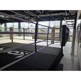 SportCom Trainingsboxring-Seil mit Hülle an Podestringen, Blick über die Ringböden