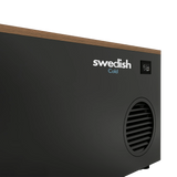 Swedish Cold Generation 4S Eisbad – Detail der Seitenwand mit Logo und Lüftungsgitter