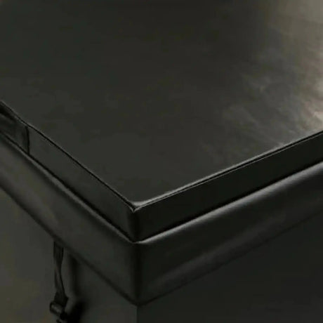 Swedish Cold Generation 5 Eisbad, Detail der Abdeckung und Kante