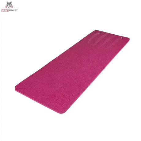 tiguar Deluxe Matte Lila, ausgerollte Trainingsmatte in Schrägansicht von oben auf weißem Hintergrund