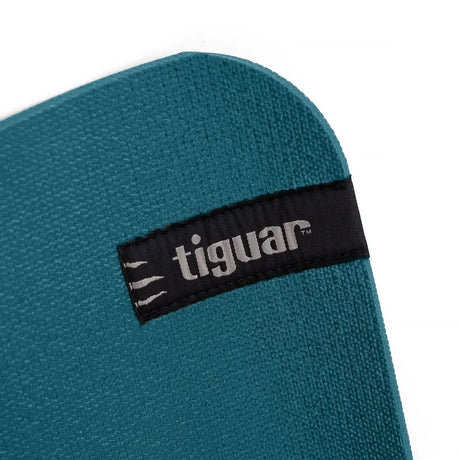 tiguar Yoga-Basismatte Marine Yogamatte, Detail des eingenähten Markenetiketts an der Ecke