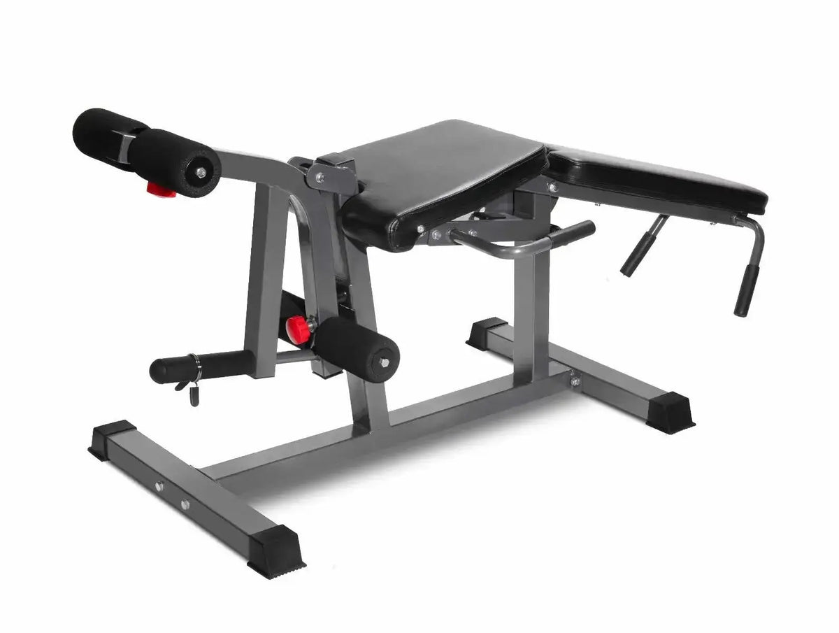 Titanium Strength 150CF Evolution Beinstrecker- und Beinbeuger-Bank: Polster flach für die Bauchlage, Schrägansicht