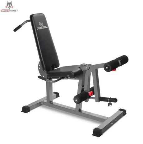 Titanium Strength 150CF Evolution Beinstrecker- und Beinbeuger-Bank: graues Gestell mit Sitz, Rückenlehne und Beinrollen, Schrägansicht