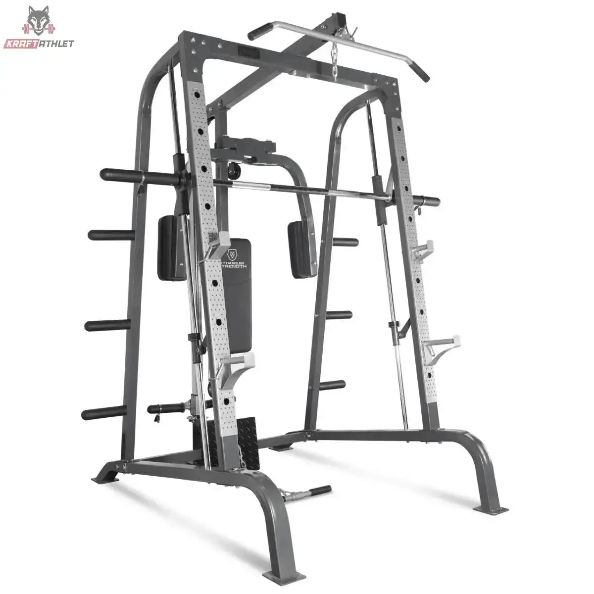 Titanium Strength 180SP Total Smith Machine – Schrägansicht ohne Bank mit Kabelzugturm und Führungsstange