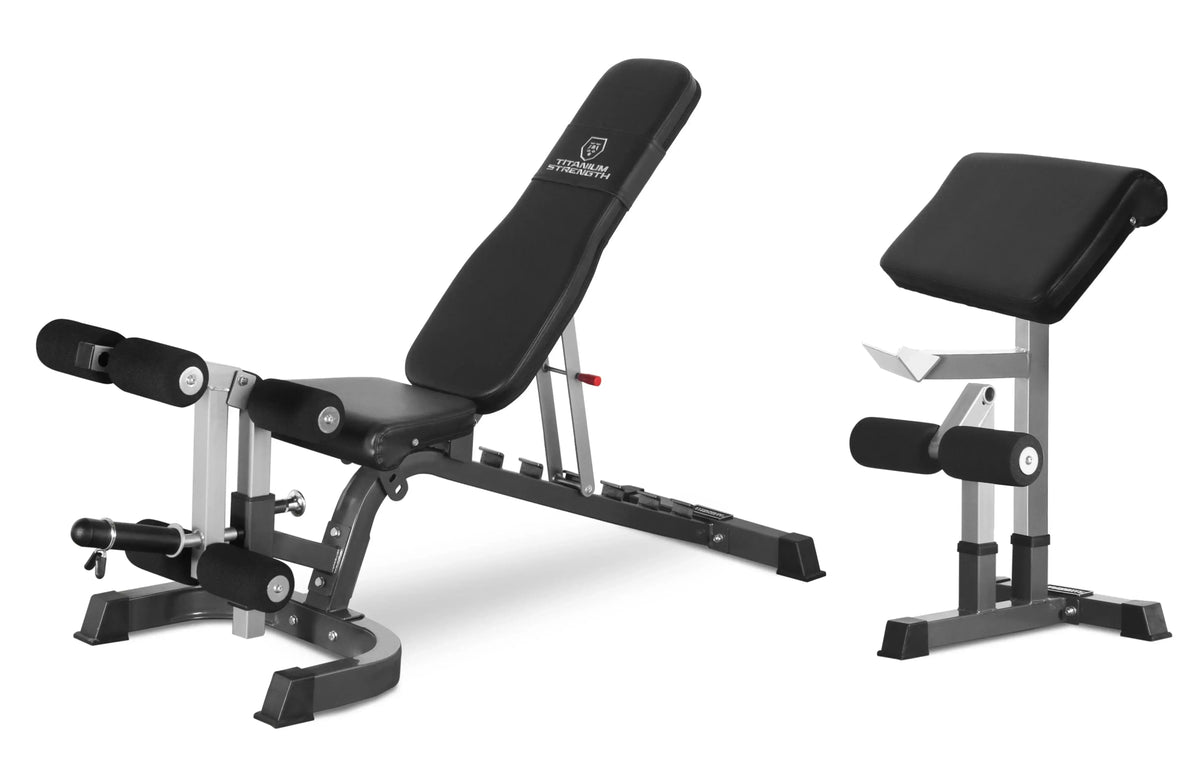 Titanium Strength 330A Leg Developer und Scott-Pult für die 330BM neben der Hantelbank mit hoher Lehne
