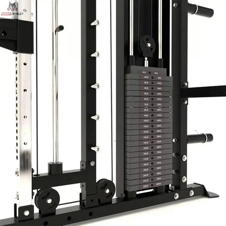 Titanium Strength All-in-One Trainer Full Set Up (Stapelgewichte), Detail des Gewichtsstapels mit Seilrollen