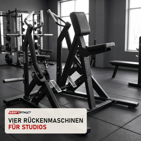 Titanium Strength Back Attack Pack in einem fertig eingerichteten Studio mit dunklen Wänden und Gummiboden