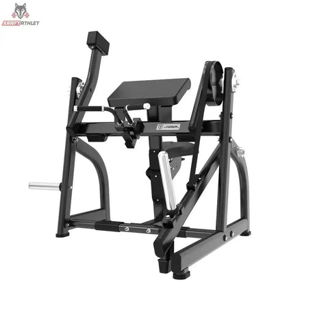 Titanium Strength Bizepscurl Black Series mit Gewichtsscheiben in Schrägansicht von vorn mit Armpolster und Scheibenaufnahmen