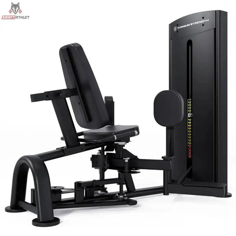 Titanium Strength Black Series Abduktorenmaschine – Seitliche Schrägansicht mit Beinpolstern und Gewichtsturm