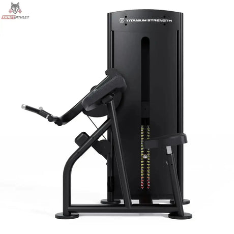 Titanium Strength Black Series Bizepscurl – Schrägansicht von der Seite mit Curlarmen und Gewichtsturm