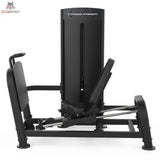 Titanium Strength Black Series Horizontale Beinpresse, Schrägansicht von vorn mit Fußplatte und Rückenlehne