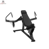 Titanium Strength Black Series IsoLateral Incline Pec Fly Butterfly – Frontansicht mit Rückenpolster