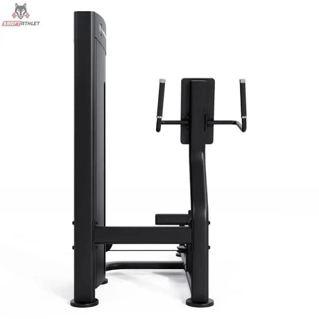 Titanium Strength Black Series Kickmaschine – Seitenansicht mit Brustpolster und Haltegriffen, schwarz