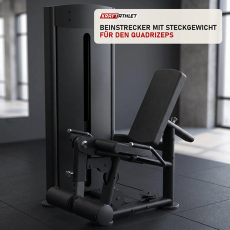 Titanium Strength Black Series Leg Extension in einem fertig eingerichteten Studio mit dunklen Wänden und Gummiboden