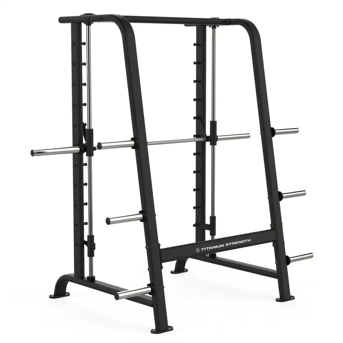 Titanium Strength Black Series Multipower Smith-Maschine in Schwarz, Schrägansicht von rechts mit Scheibenhaltern