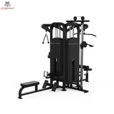 Titanium Strength Black Series Multistation 4 Stationen, Schrägansicht von links mit Hantelbank und Kabelzügen