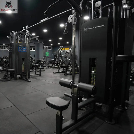 Titanium Strength Black Series Multistation 8 Stationen, im Studio aus einer anderen Perspektive