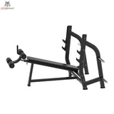 Titanium Strength Black Series Negativ Geneigte Olympische Drückbank: Seitenansicht mit Neigung der Bank und Ablagen