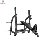 Titanium Strength Black Series Positiv Geneigte Olympische Drückbank: Schrägansicht mit Schrägbank und Hantelablagen