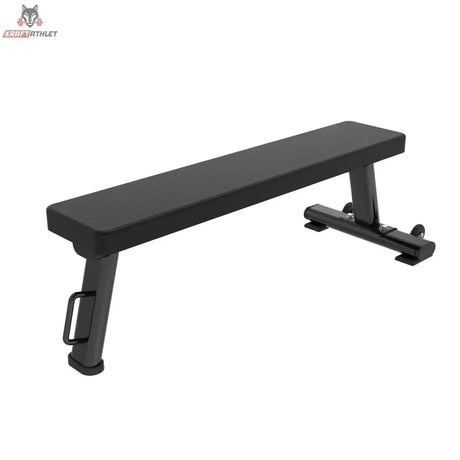 Titanium Strength Black Series Professionelle Flachbank, Schrägansicht mit Tragegriff am Fußende