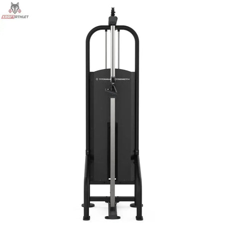Titanium Strength Black Series Seilzugstation in Frontansicht mit Gewichtsblockverkleidung