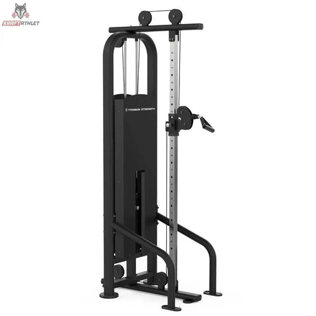 Titanium Strength Black Series Seilzugstation in Schrägansicht mit höhenverstellbarer Rolle