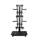 Titanium Strength Black Series Seitheben Schulter Maschine in Frontansicht mit Bodenplatte und Scheibenhornen