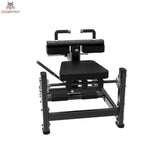 Titanium Strength Black Series Sitzende Wadenmaschine: Frontansicht mit Kniepolster und breitem Sitz