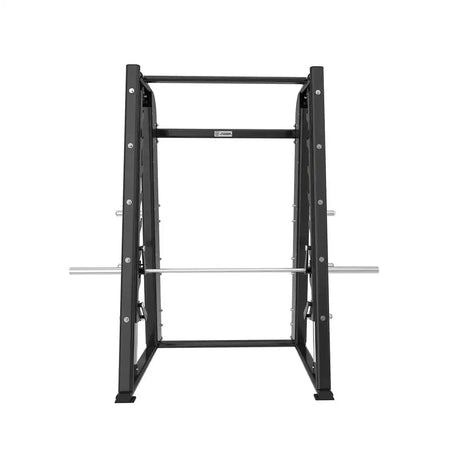 Titanium Strength Black Series Smith-Maschine 7° in Frontansicht mit Langhantel und Rahmen, schwarz