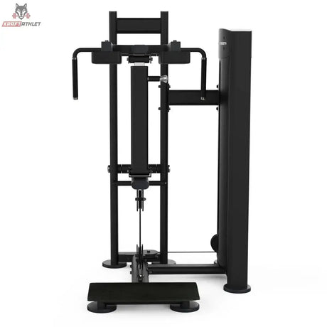 Titanium Strength Black Series Standing Calf Raise: Seitenansicht mit Schulterpolstern und Gewichtsturm, in Schwarz