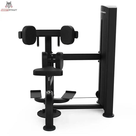 Titanium Strength Black Series Torso Rotation: Seitenansicht mit Brustpolstern und Fußplattform, in Schwarz