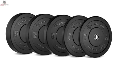 Titanium Strength BP10 Bumper Plate 10 kg schwarz, Übersicht aller Gewichtsstufen nebeneinander