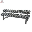 Titanium Strength Chrom-Kurzhantelset 2,5–30 kg mit Rack auf zweistöckigem Hantelständer, Seitenansicht