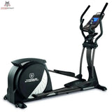 Titanium Strength CT900 LCD Crosstrainer Performance Series in Schwarz, Schrägansicht mit Griffen und Schwungrad