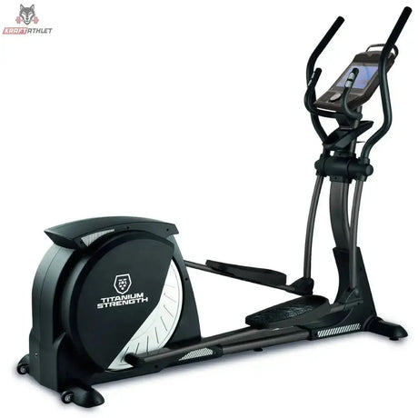 Titanium Strength CT900 TFT Crosstrainer Performance Series: Seitenansicht mit Schwungrad, Pedalen und Armgriffen