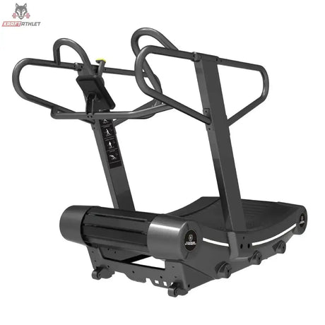 Titanium Strength Curved RS Laufband in Seitenansicht schräg mit gebogenem Laufdeck und geschwungenen Griffen in Schwarz