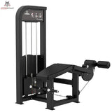 Titanium Strength Elite Series Beinbeuger liegend – Schrägansicht mit Liegepolster, Beinrolle und Gewichtsturm