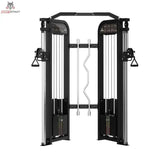 Titanium Strength Elite Series Functional Trainer, Frontansicht mit zwei Seilzugtürmen, Klimmzugstange und Curlstange