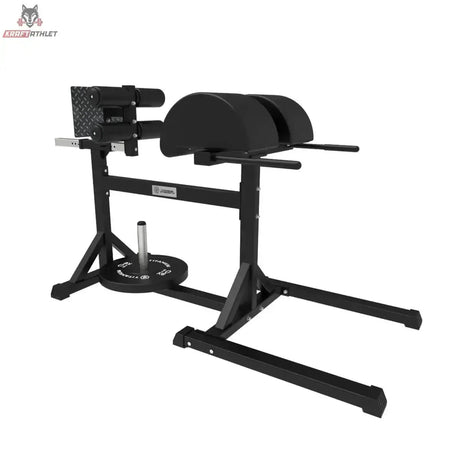 Titanium Strength Elite Series GHD Bank in Schwarz, Schrägansicht mit Polstern und Fußstütze
